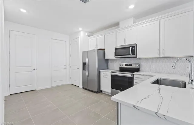 $374,990 | 6407 Memorial Lane, Ave Maria, FL 34142