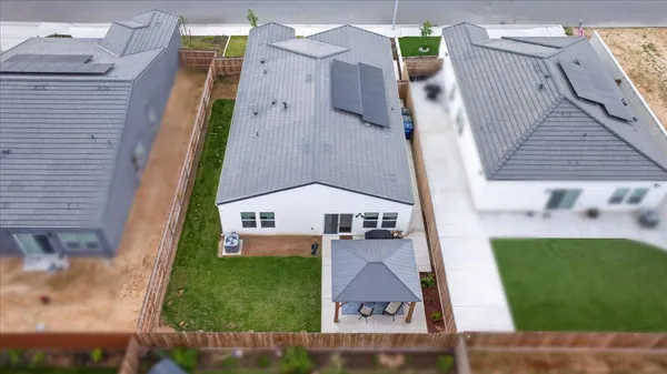 $435,000 | 7118 West Willis Avenue, Fresno, CA 93723