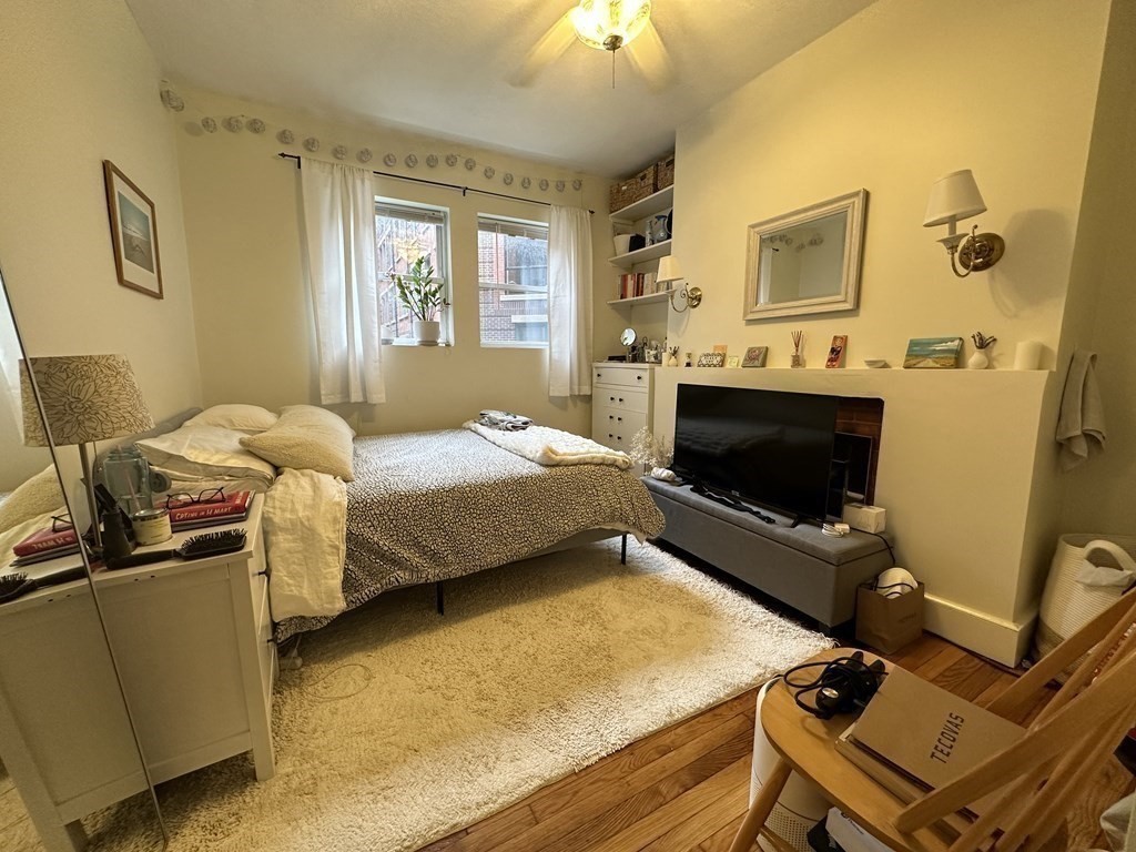 7 Worcester Street, Unit 2 Boston, MA 02118 - Photo 3 of 8