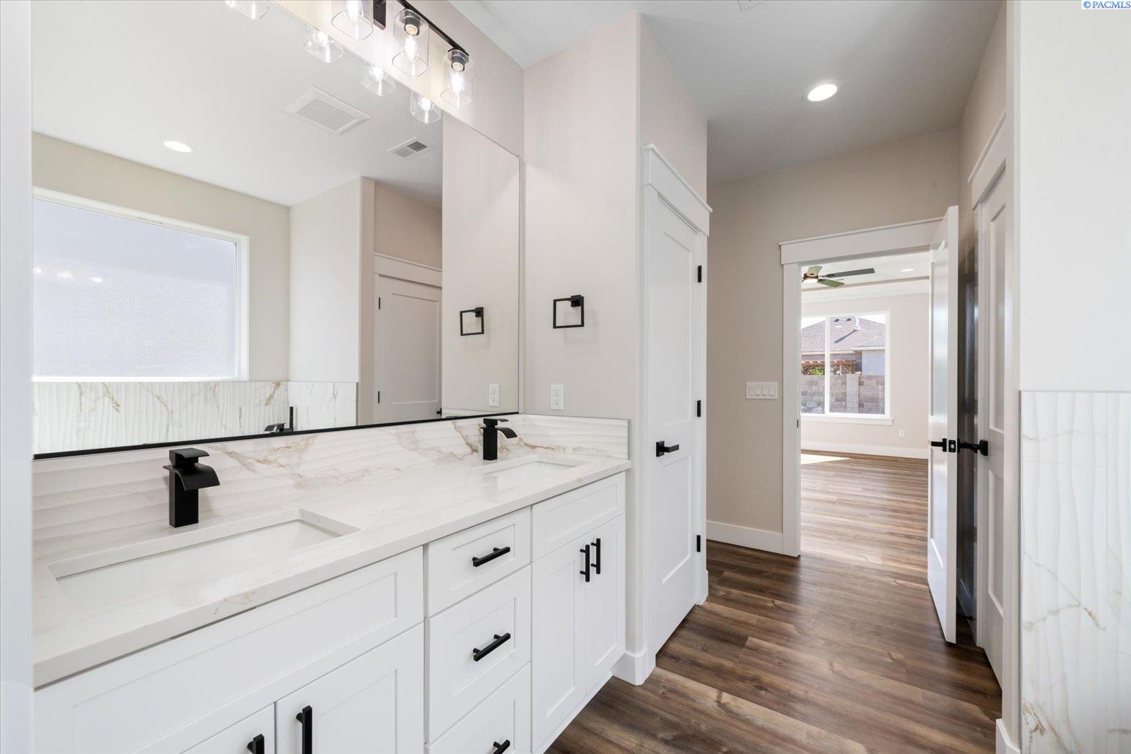 4167 North Clover Road Richland, WA 99352 - Photo 26 of 38 Gallery Image 26