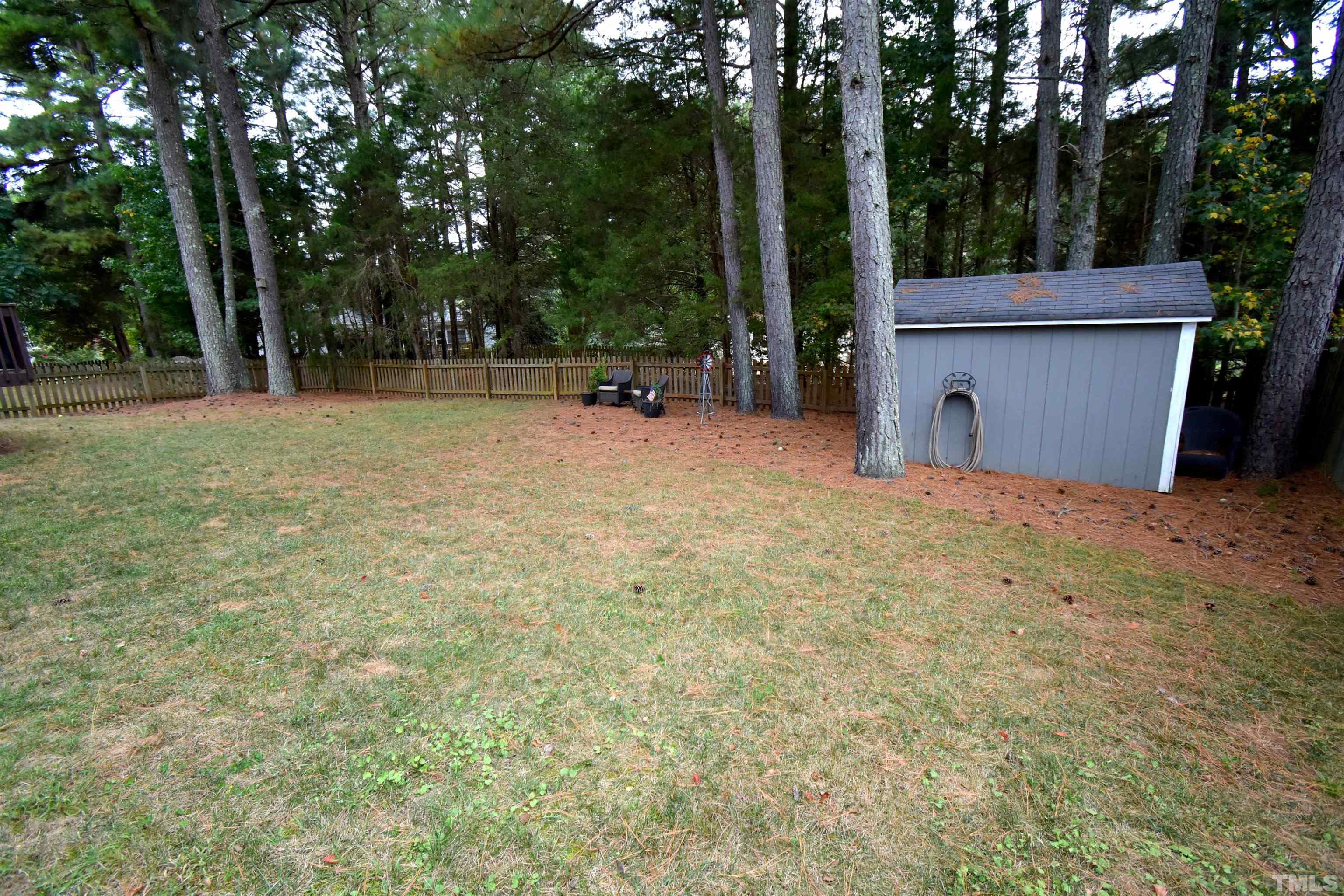 9109 Breeland Way Raleigh, NC 27613 - Photo 27 of 30