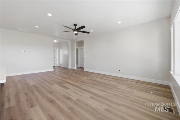 $595,000 | 29343 Dixie Road, Parma, ID 83660