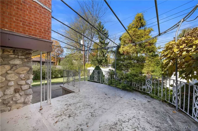 $549,999 | 71 Brookedge Drive, Amherst, NY 14221