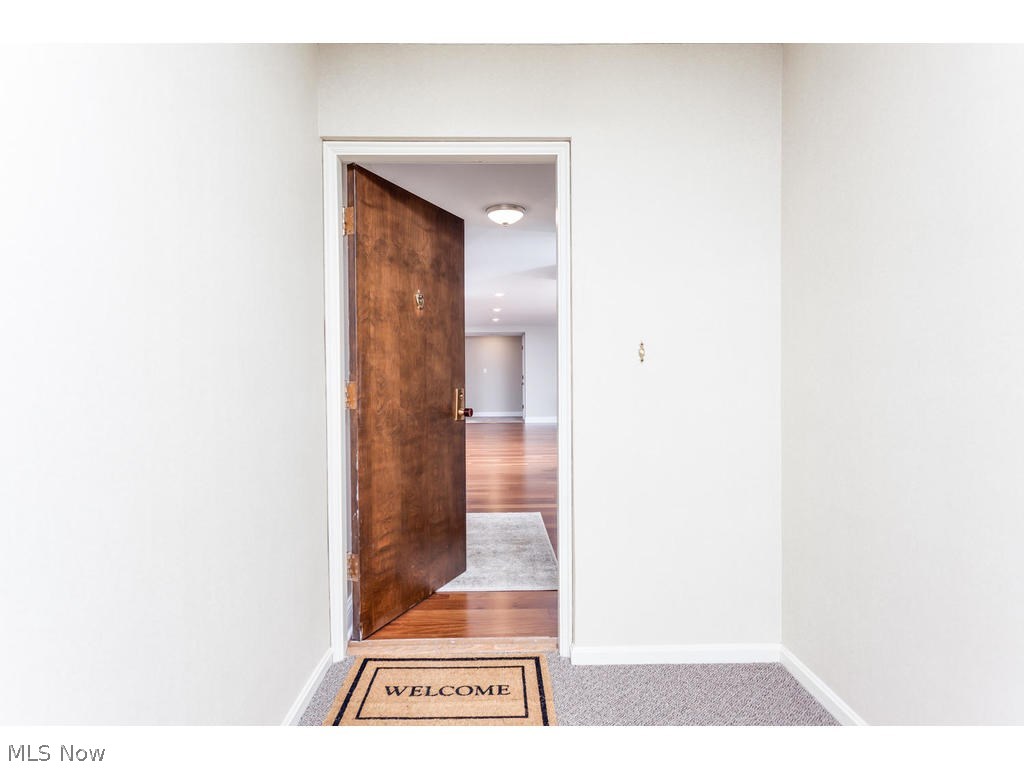 2385 Covington Road, Unit 305 Akron, OH 44313 - Photo 3 of 17 Spectacular updates await...