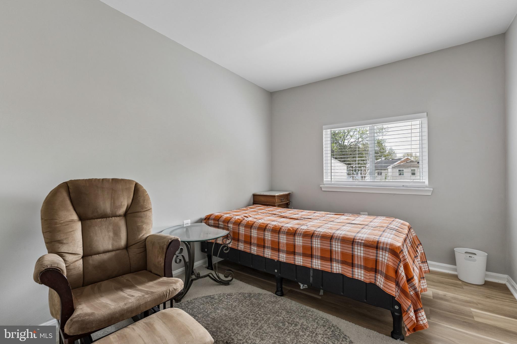 7974 Community Drive Manassas, VA 20109 - Photo 17 of 27 Cozy room with natural light.
