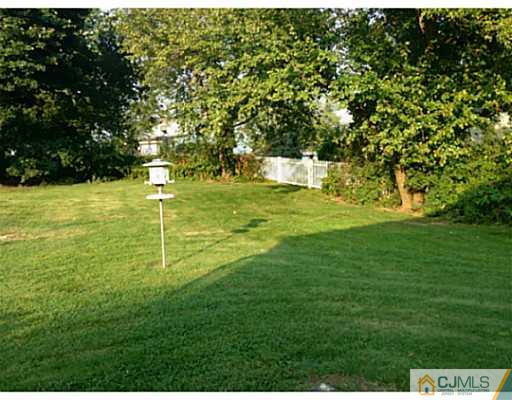 45 Partch Place Edison, NJ 08817 - Photo 17 of 17 Gallery Image 17