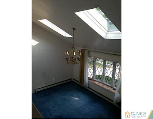 45 Partch Place Edison, NJ 08817 - Photo 4 of 17 Gallery Image 4