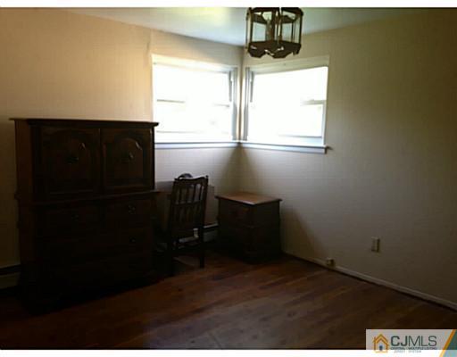 45 Partch Place Edison, NJ 08817 - Photo 7 of 17 Gallery Image 7