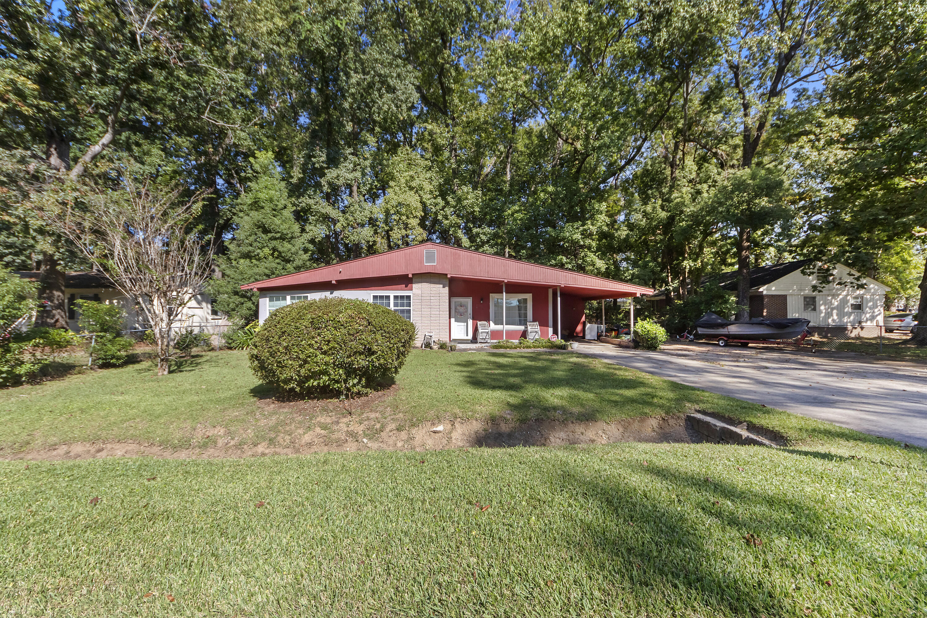 706 Argonne Street Charleston, SC 29407 - Photo 2 of 18 ChsRealEstatePhotography#017