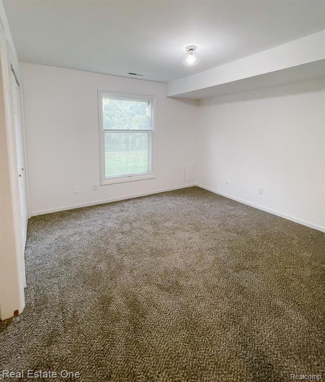 19710 West 13 Mile Road, Unit 106 Beverly Hills, MI 48025 - Photo 27 of 40