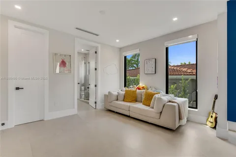 $3,600,000 | 8826 Froude Avenue, Surfside, FL 33154