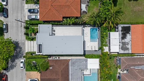 $3,600,000 | 8826 Froude Avenue, Surfside, FL 33154