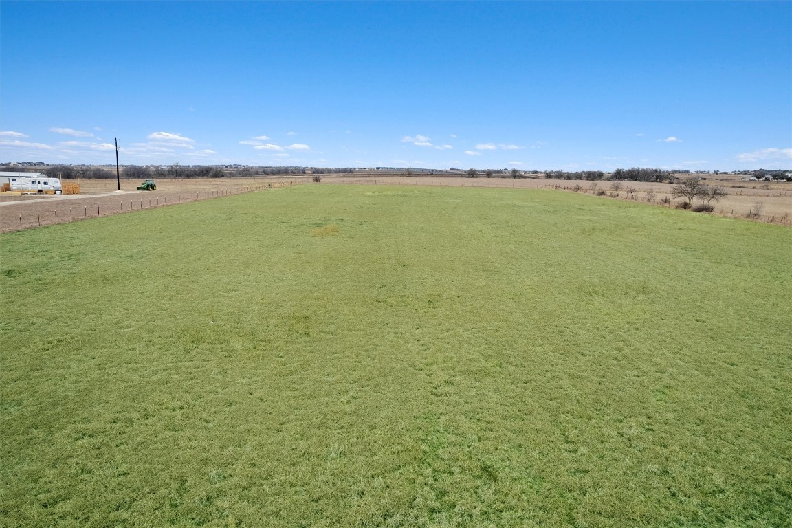 365 County Road 153 Georgetown, TX 78626 - Photo 11 of 35 a view of an ocean and city