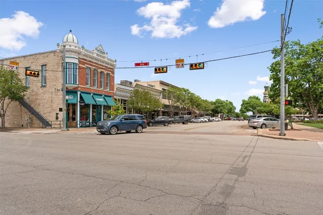 $650,000 | 365 County Road 153, Georgetown, TX 78626