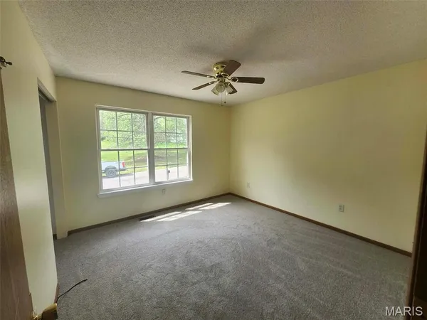 $240,000 | 1204 Riverview Drive, Elsberry, MO 63343