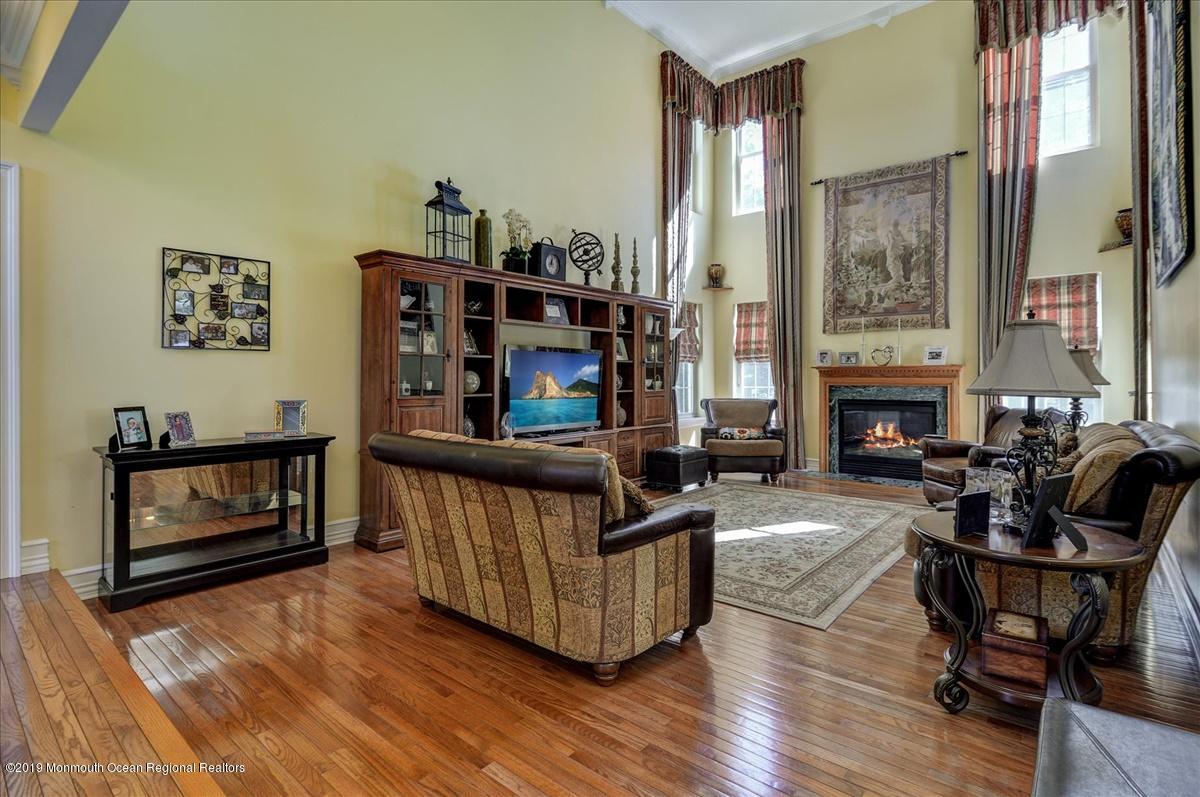 39 Mill Pond Road Jackson, NJ 08527 - Photo 12 of 35 12-Family