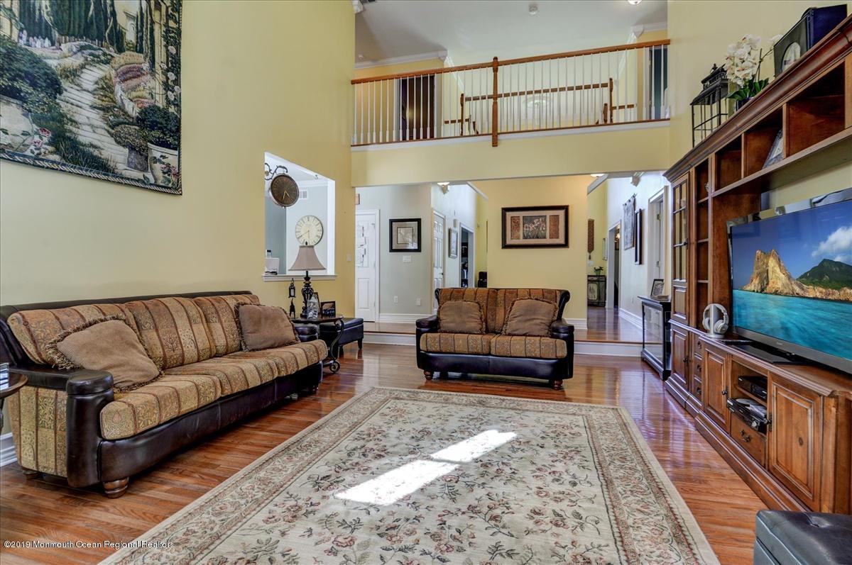39 Mill Pond Road Jackson, NJ 08527 - Photo 14 of 35 14-Family