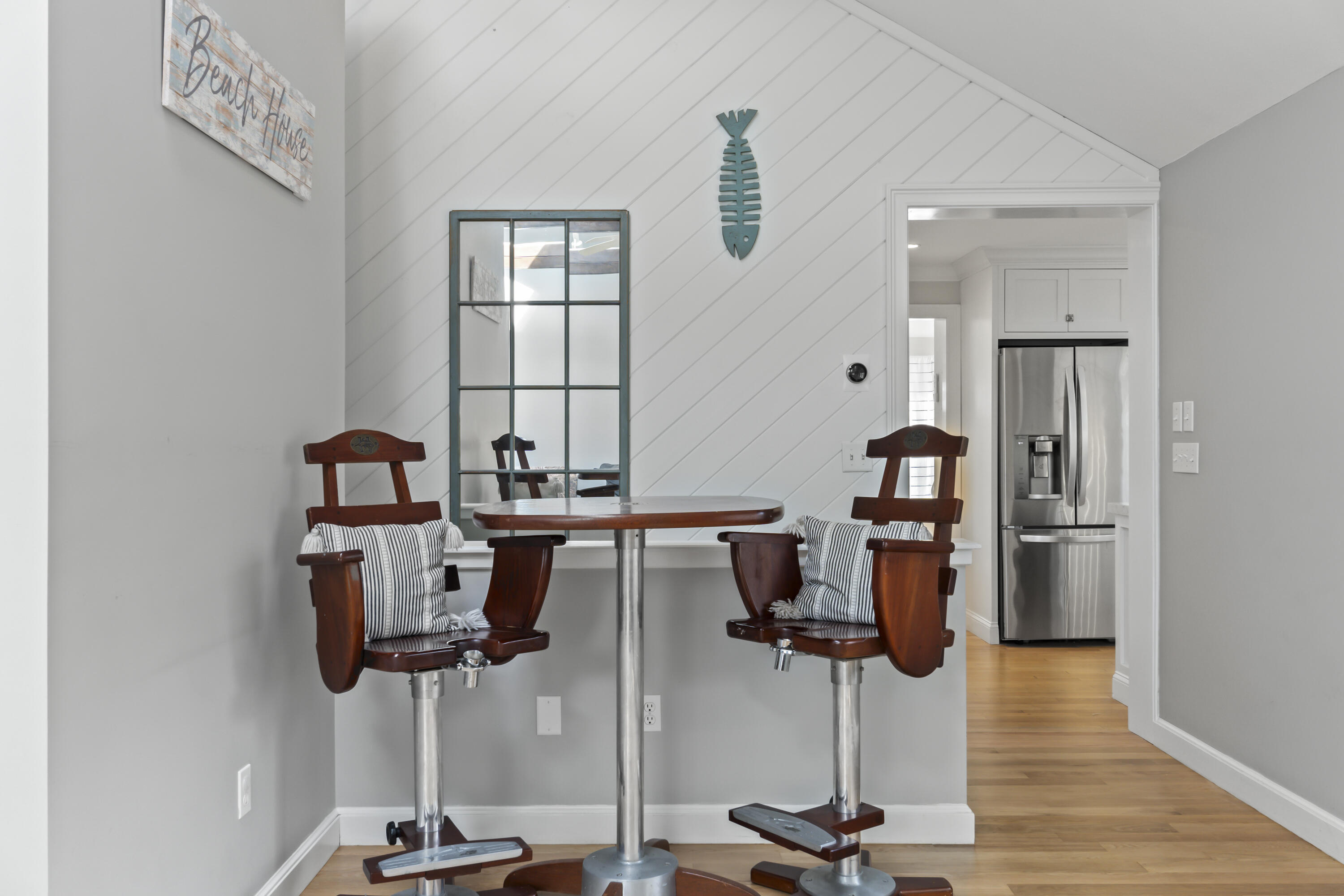 510 Shore Road York, ME 03902 - Photo 25 of 57 Famil Room