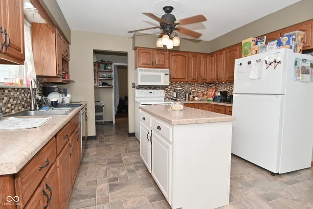 $299,900 | 2517 Lawrence Avenue, Indianapolis, IN 46227