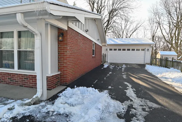 $299,900 | 2517 Lawrence Avenue, Indianapolis, IN 46227