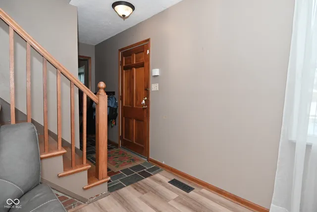 $299,900 | 2517 Lawrence Avenue, Indianapolis, IN 46227