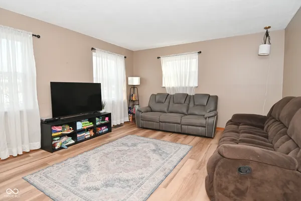 $290,000 | 2517 Lawrence Avenue, Indianapolis, IN 46227