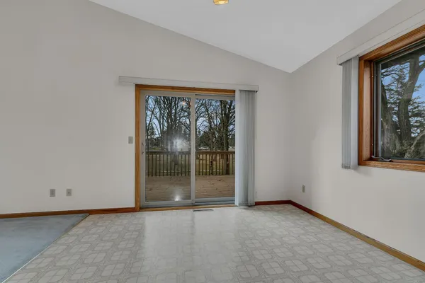 $414,900 | 302 North Hickory Street, Royalton, MN 56373