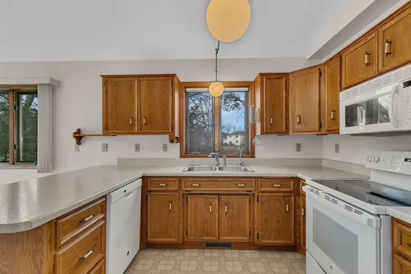 $414,900 | 302 North Hickory Street, Royalton, MN 56373