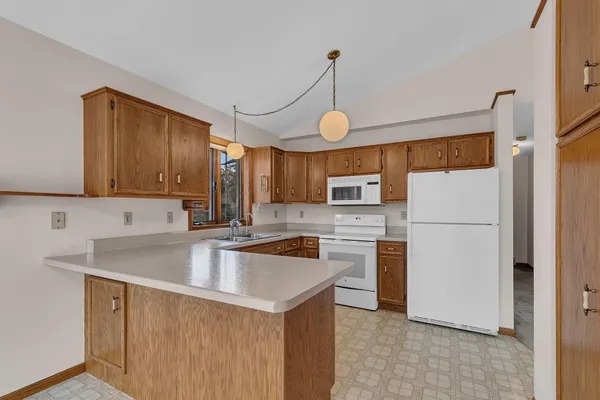 $414,900 | 302 North Hickory Street, Royalton, MN 56373