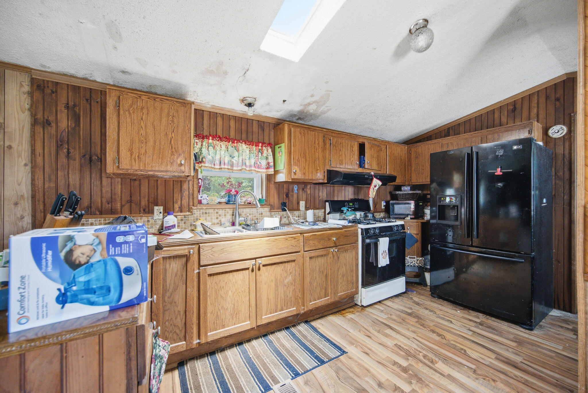 512 Mudgett Road Levant, ME 04456 - Photo 19 of 26 Interiors-4