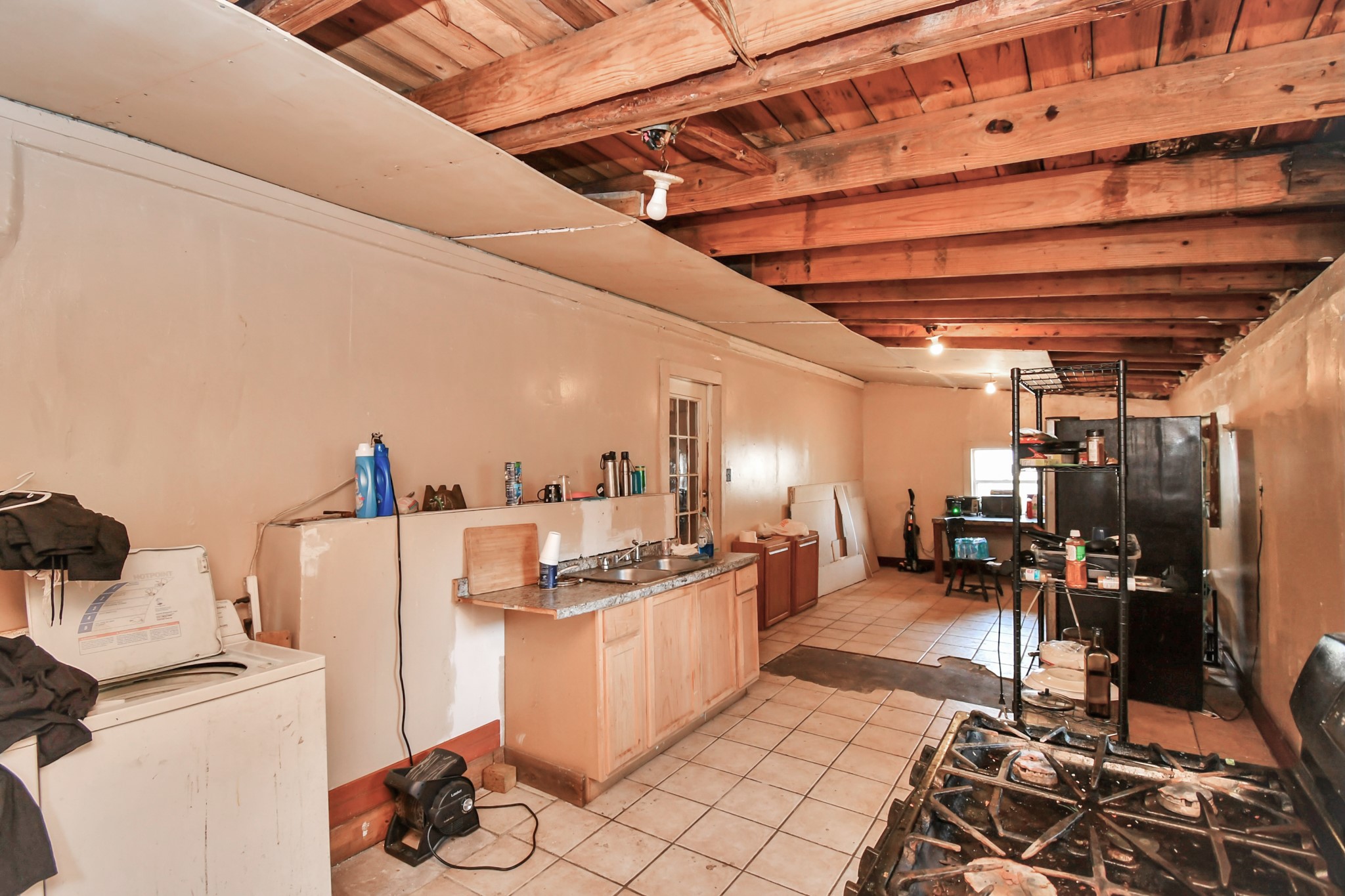 7908 John Street Houston, TX 77012 - Photo 23 of 30 a kitchen with granite countertop lots of counter top space