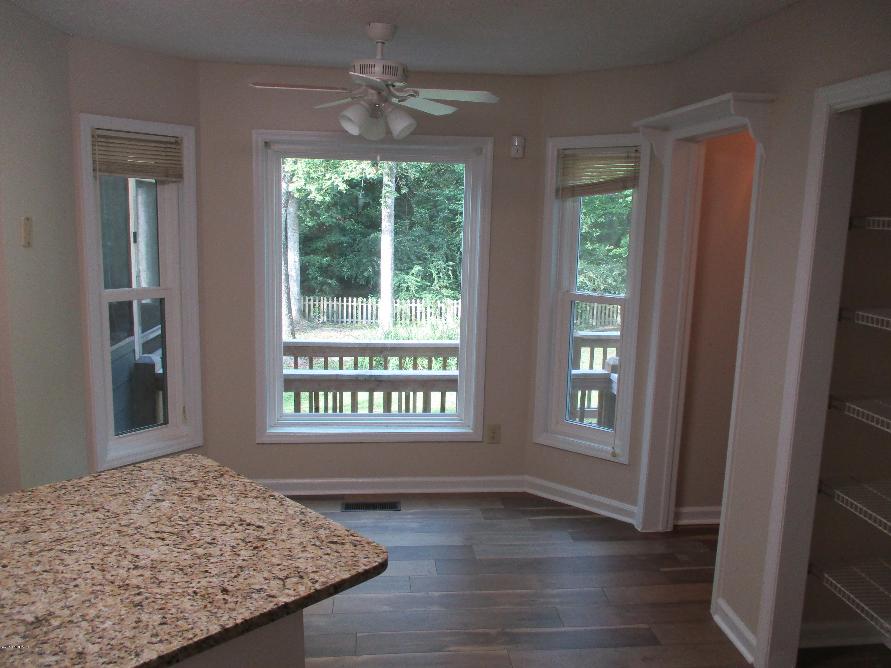 124 Raintree Circle Jacksonville, NC 28540 - Photo 9 of 26 IMG_0857