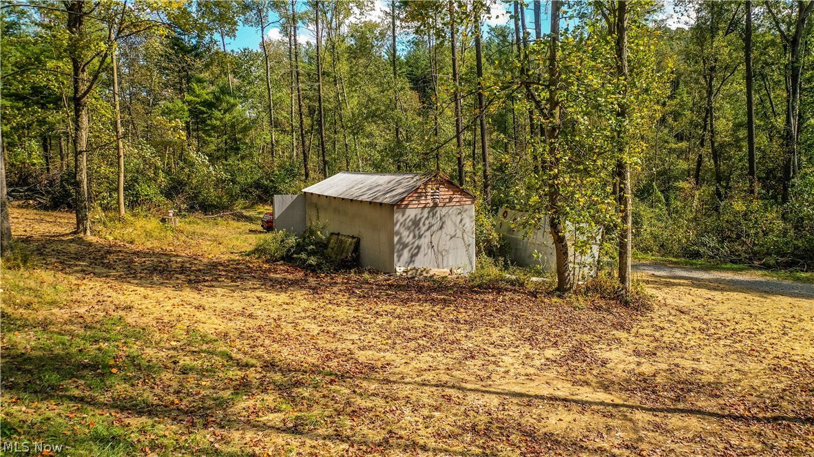 17635 Chapel Road Southwest Newcomerstown, OH 43832 - Photo 3 of 22 Gallery Image 3