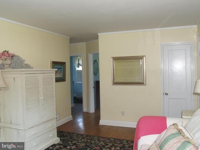 26 Cedar Knoll Road Cockeysville, MD 21030 - Photo 11 of 15 Living Room #2