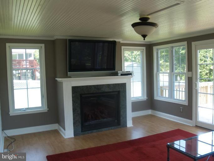 26 Cedar Knoll Road Cockeysville, MD 21030 - Photo 14 of 15 Fireplace