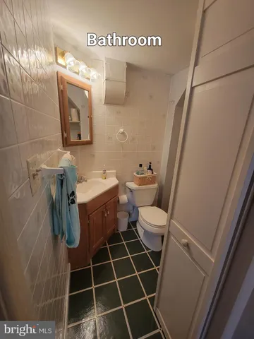 $1,200 | 433 Elm Avenue, Unit A, Woodbury Heights, NJ 08097