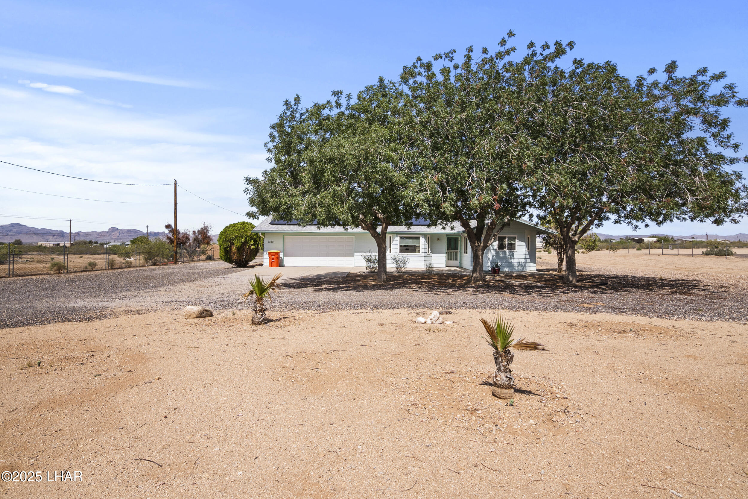 3565 Adobe Road Golden Valley, AZ 86413 - Photo 2 of 33 2_dsc08598