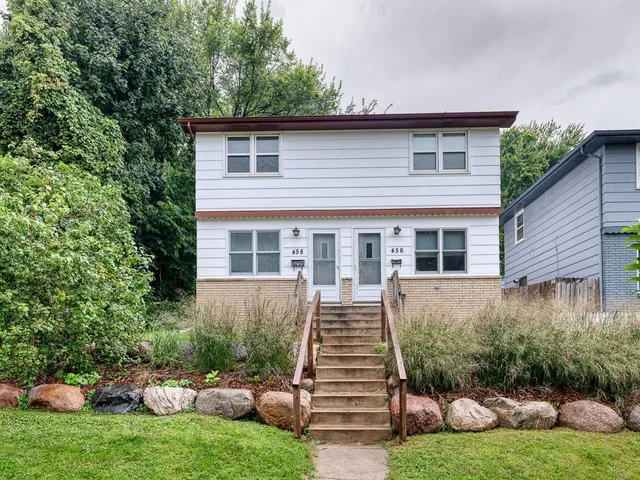 $365,000 | 456 10th Avenue South, South St. Paul, MN 55075