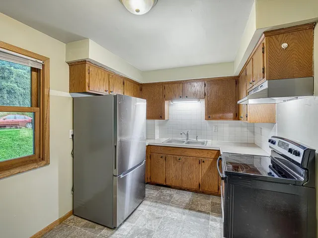 $365,000 | 456 10th Avenue South, South St. Paul, MN 55075