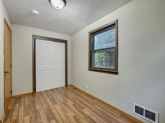 $365,000 | 456 10th Avenue South, South St. Paul, MN 55075