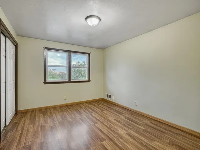 $365,000 | 456 10th Avenue South, South St. Paul, MN 55075