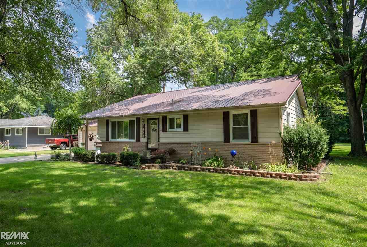 9131 Field Road Algonac, MI 48001 - Photo 3 of 31