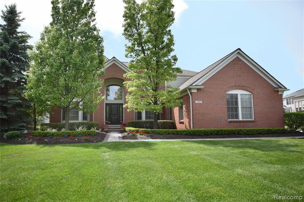 5880 Stonehaven Boulevard Rochester, MI 48306 - Photo 2 of 40