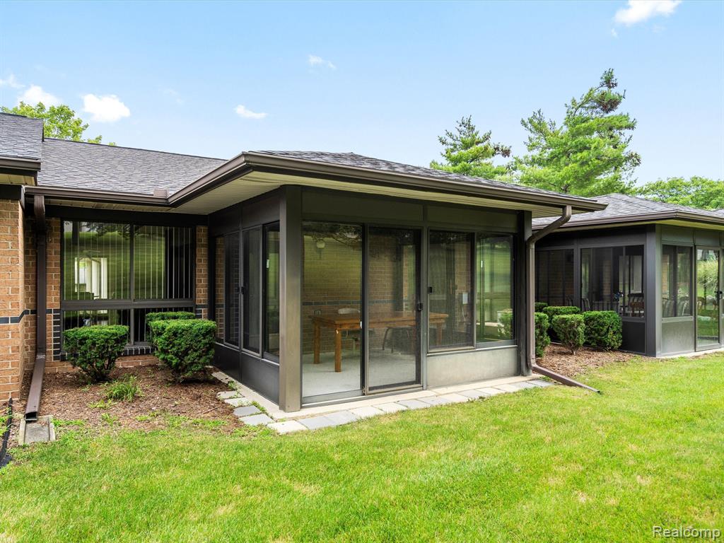 979 Wexford Way Rochester Hills, MI 48307 - Photo 24 of 24