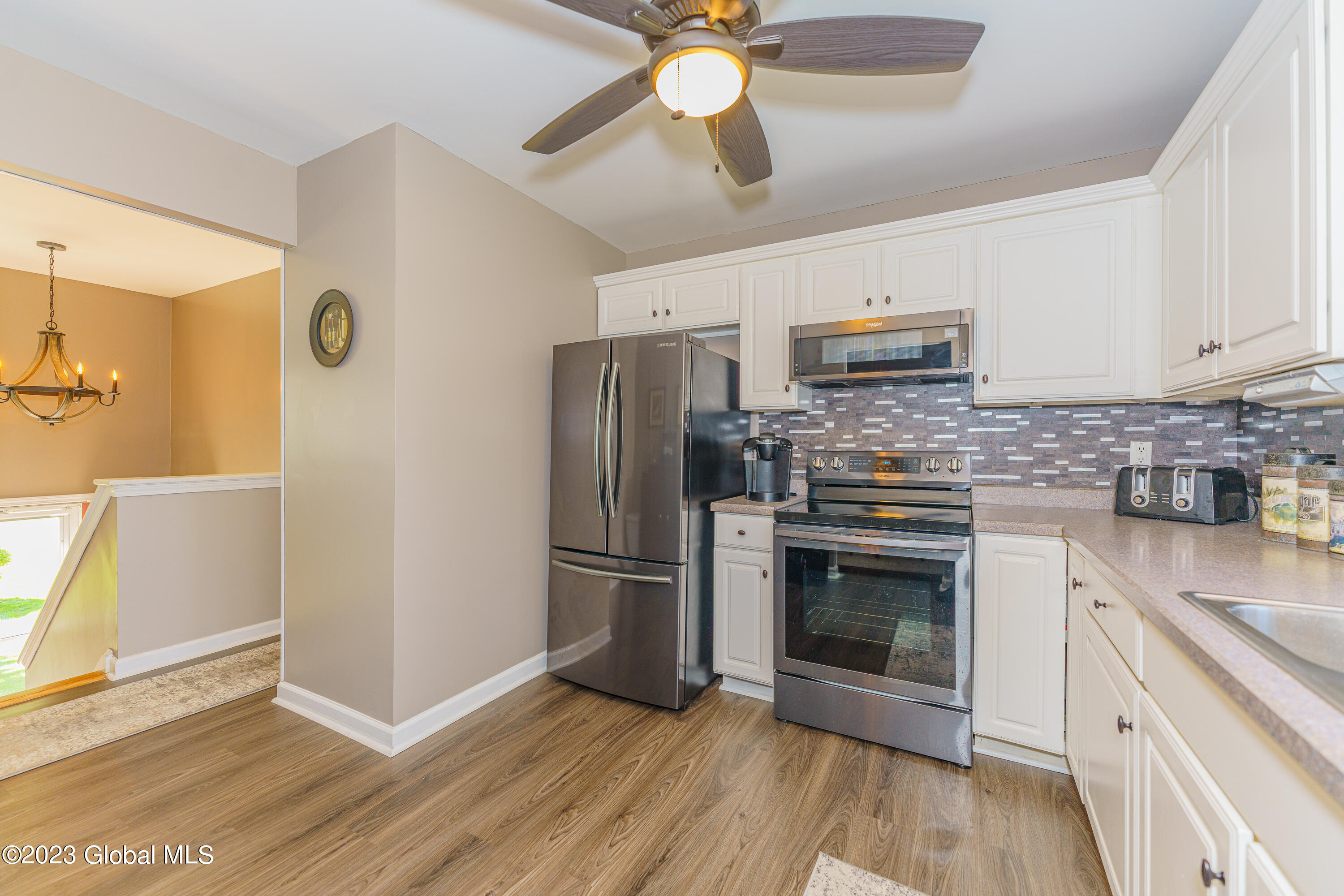 408 New Karner Road Colonie, NY 12205 - Photo 12 of 44 4 Kitchen 1