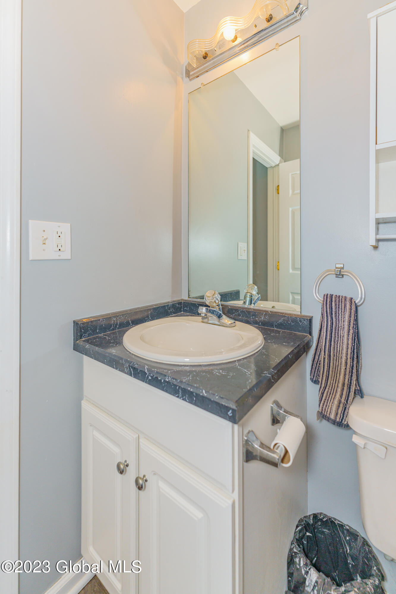 408 New Karner Road Colonie, NY 12205 - Photo 27 of 44 6 Master 6