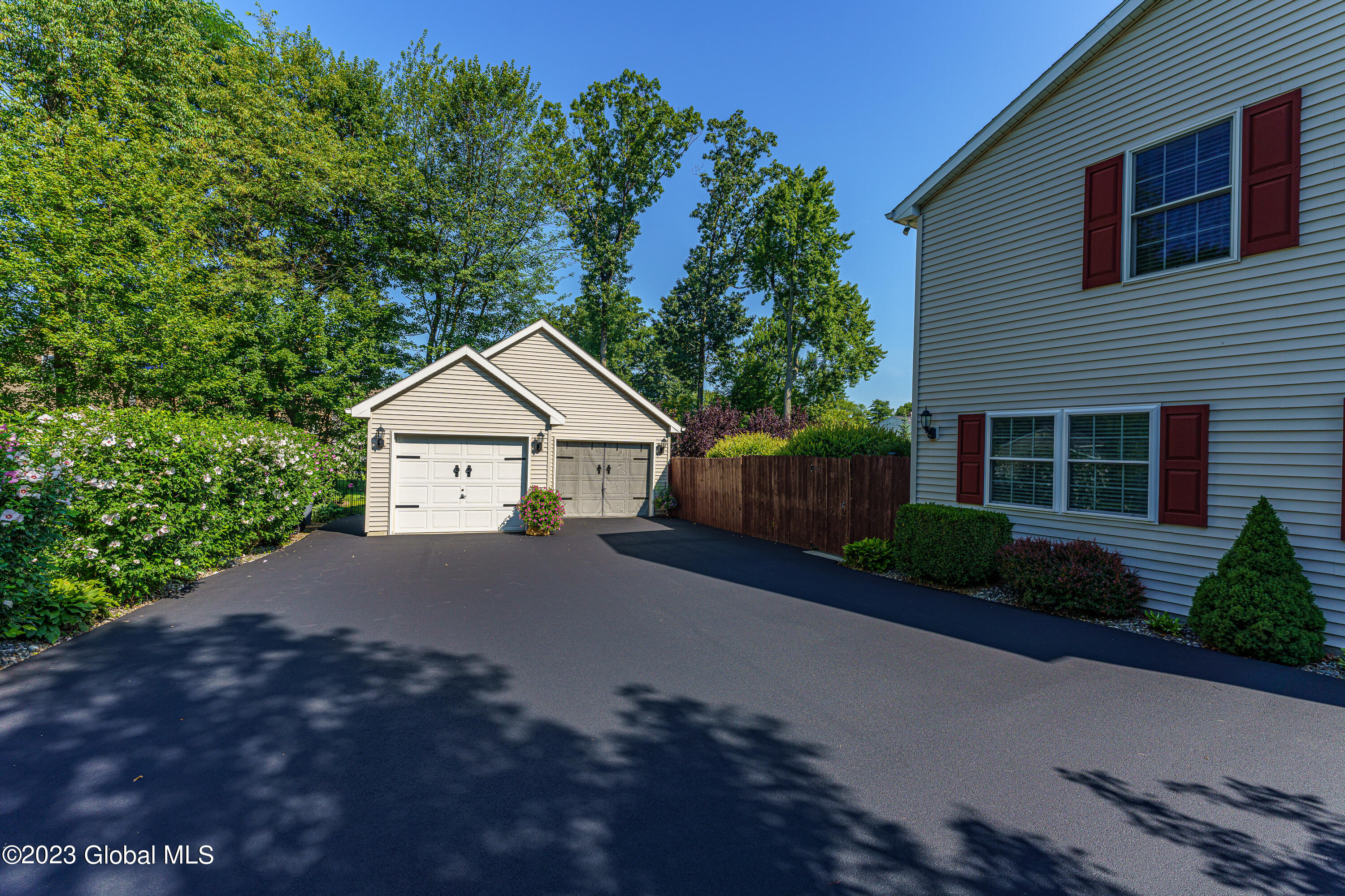 408 New Karner Road Colonie, NY 12205 - Photo 34 of 44 Yard 1