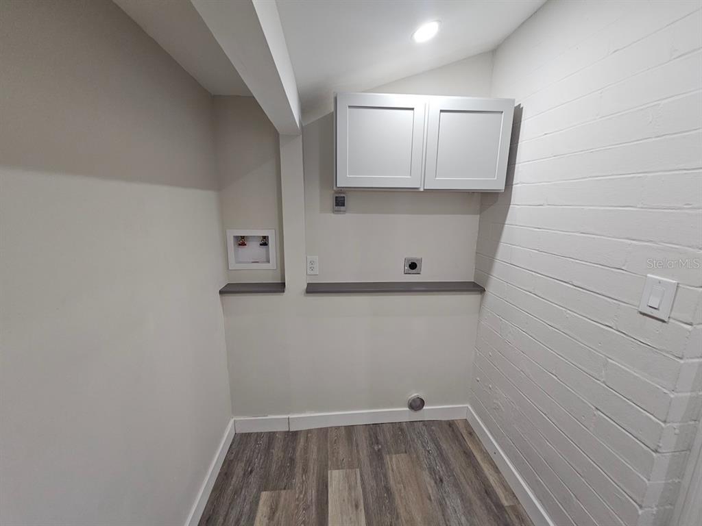 903 Northwest 33rd Avenue Gainesville, FL 32609 - Photo 17 of 23 a view of utility room