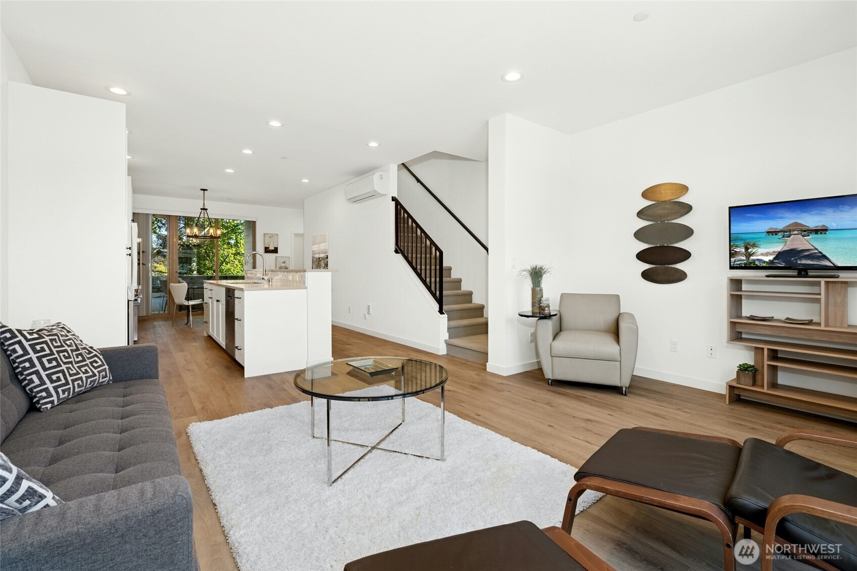 18512 Wallingford Avenue North Shoreline, WA 98133 - Photo 7 of 32 a living room with furniture and wooden floor