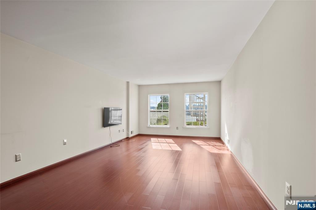 10 Bergen Ridge Road North Bergen, NJ 07047 - Photo 7 of 22